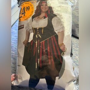 Women’s pirate costume